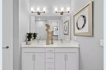 823 Prairie Avenue SW, Palm City, FL 34990 - Photo 29