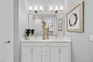 823 Prairie Ave SW, Palm City, FL 34990 - Photo 29