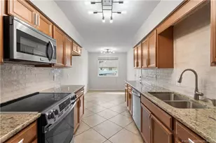 2861 SE Calvin St, Port Saint Lucie, FL 34952 - Photo 9