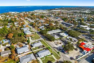 3313 & 3311 NE Sandra Dr, Jensen Beach, FL 34957 - Photo 35