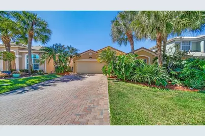 1106 SE Westminster Place, Stuart, FL 34997 - Photo 1