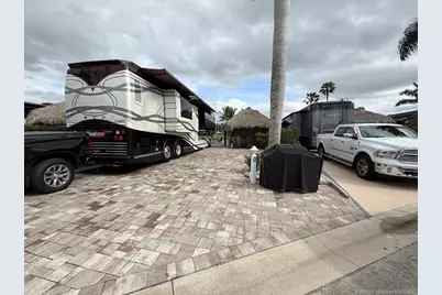 222 NW Chipshot Lane, Port Saint Lucie, FL 34986 - Photo 3