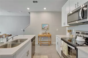 396 SE Sea Hunt Wy, Stuart, FL 34994 - Photo 9