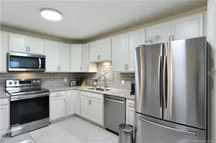 4081 SW Parkgate Blvd, Palm City, FL 34990 - Photo 9