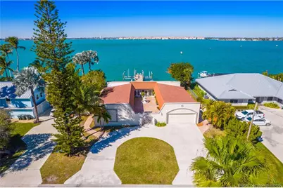 1811 Bayshore Drive, Fort Pierce, FL 34949 - Photo 1