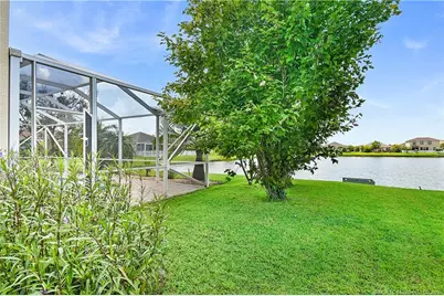 9902 E Verona Circle, Vero Beach, FL 32966 - Photo 11