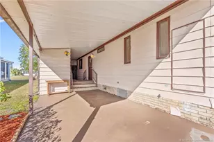 8205 Cinnamon Ln, Port Saint Lucie, FL 34952 - Photo 3