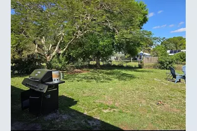 1365 SW Gastador Avenue, Port Saint Lucie, FL 34953 - Photo 11
