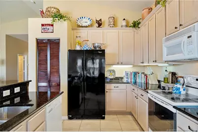 4981 SE Devenwood Way, Stuart, FL 34997 - Photo 17