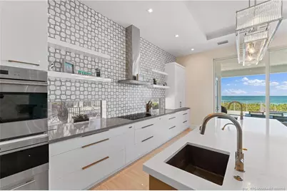 8020 S Ocean Drive, Jensen Beach, FL 34957 - Photo 11