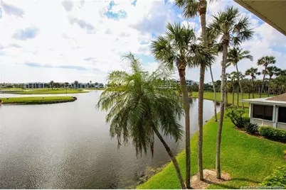 310 NE Golfview Circle #310, Stuart, FL 34996 - Photo 3