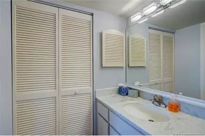 310 NE Golfview Circle #310, Stuart, FL 34996 - Photo 9