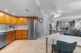 1999 NE Collins Cir, Jensen Beach, FL 34957 - Photo 5