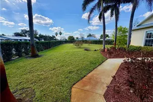 947 NW 13th St, Stuart, FL 34994 - Photo 17