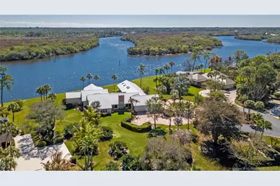 525 SW Perth Place, Palm City, FL 34990 - Photo 3