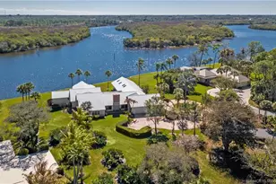 525 SW Perth Pl, Palm City, FL 34990 - Photo 3