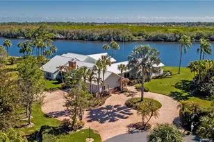 525 SW Perth Pl, Palm City, FL 34990 - Photo 5