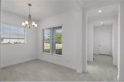 279 SE Via Bisento, Port Saint Lucie, FL 34952 - Photo 17