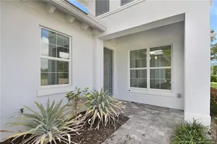 279 SE Via Bisento, Port Saint Lucie, FL 34952 - Photo 5