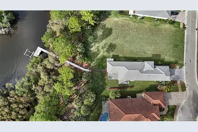 279 SE Via Bisento, Port Saint Lucie, FL 34952 - Photo 3