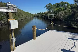 279 SE Via Bisento, Port Saint Lucie, FL 34952 - Photo 3