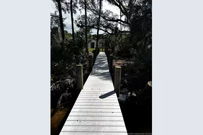 279 SE Via Bisento, Port Saint Lucie, FL 34952 - Photo 5