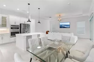 279 SE Via Bisento, Port Saint Lucie, FL 34952 - Photo 27