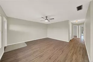 2929 SE Ocean Blvd, Stuart, FL 34996 - Photo 5