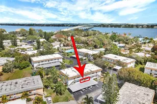 2950 SE Ocean Blvd, Stuart, FL 34996 - Photo 3