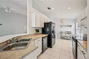 713 NW Waterlily Pl, Jensen Beach, FL 34957 - Photo 9