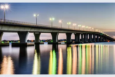 713 NW Waterlily Place, Jensen Beach, FL 34957 - Photo 35