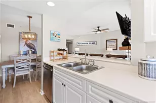 5799 NE Island Cove Way, Stuart, FL 34996 - Photo 15