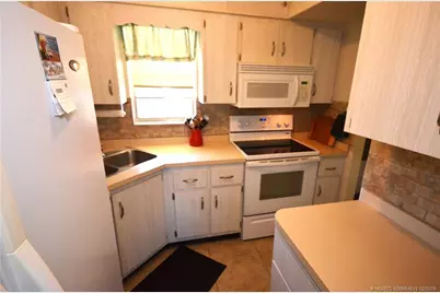 1963 SW Palm City Road #F, Stuart, FL 34994 - Photo 9