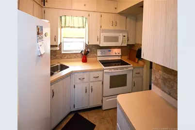 1963 SW Palm City Road #F, Stuart, FL 34994 - Photo 5