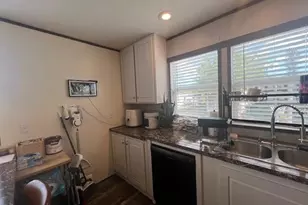 3081 E Mayaguana Ln, Lake Worth Beach, FL 33462 - Photo 13