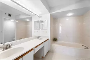 9600 S Ocean Dr, Jensen Beach, FL 34957 - Photo 23