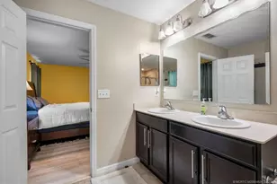 5140 NW Pine Trail Cir, Port Saint Lucie, FL 34983 - Photo 17