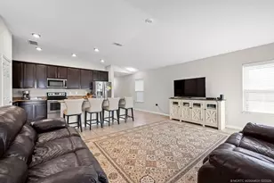 5140 NW Pine Trail Cir, Port Saint Lucie, FL 34983 - Photo 11