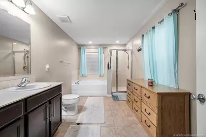 5140 NW Pine Trail Circle, Port Saint Lucie, FL 34983 - Photo 19