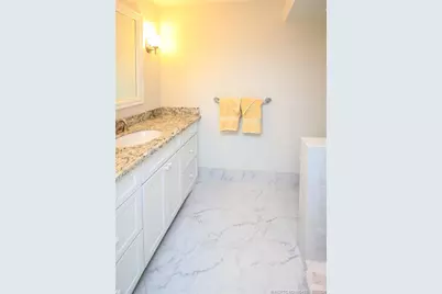 4680 NE Sandpebble Trace #301, Stuart, FL 34996 - Photo 13