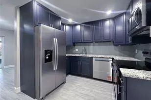 315 SE Norfolk Blvd, Stuart, FL 34997 - Photo 3