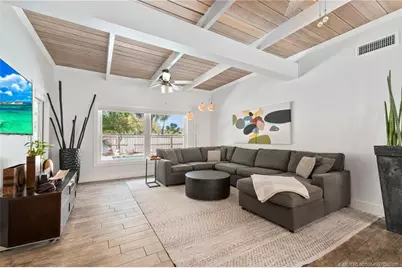 530 SW Manor Drive, Stuart, FL 34994 - Photo 9