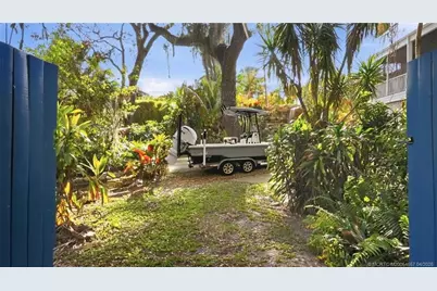 4276 SE Palmetto Street, Stuart, FL 34997 - Photo 9
