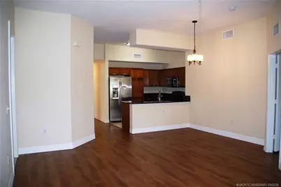 51 SE Sedona Circle #104, Stuart, FL 34994 - Photo 5