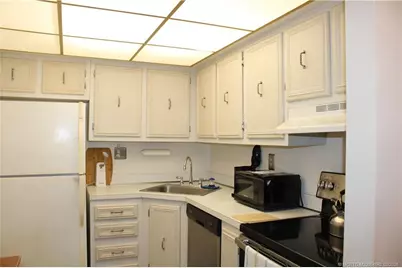 2600 S Kanner Highway #K2, Stuart, FL 34994 - Photo 5