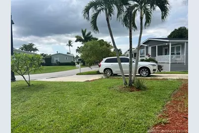 4221 72nd Street N, West Palm Beach, FL 33404 - Photo 3