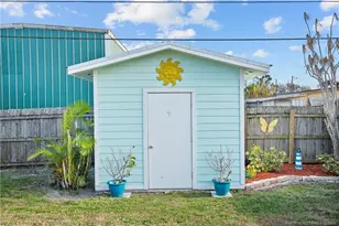 2602 SE Jackson St, Stuart, FL 34997 - Photo 37