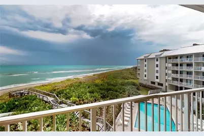 429 NE Tradewind Lane #306, Stuart, FL 34996 - Photo 7