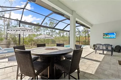 2077 SE Mosaic Boulevard, Port Saint Lucie, FL 34984 - Photo 5