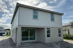 299 SE Via Sangro, Port Saint Lucie, FL 34952 - Photo 5